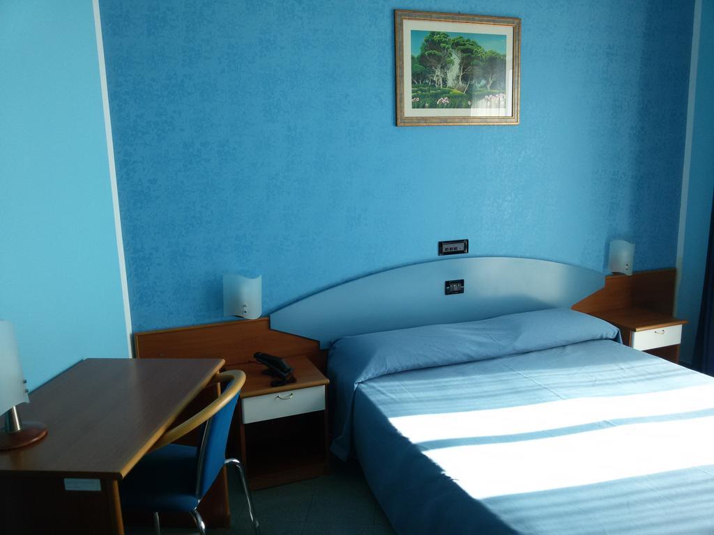 Hotel Ristorante Miramare Marina di Gioiosa Ionica Eksteriør bilde
